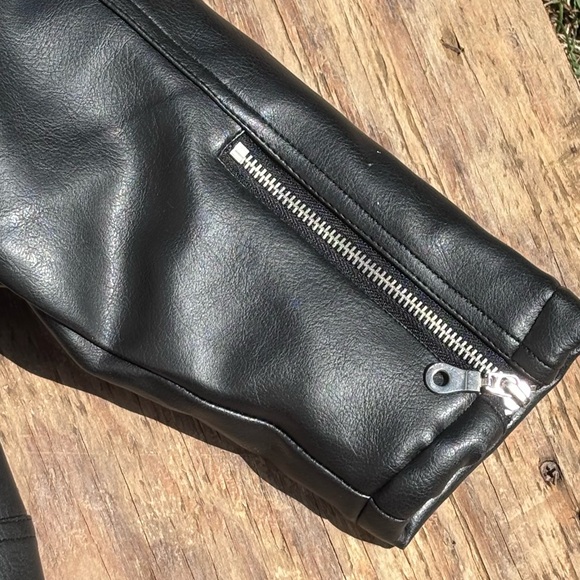 Vintage Harley-Davidson Youth Motorcycle Jacket! - Picture 10 of 12